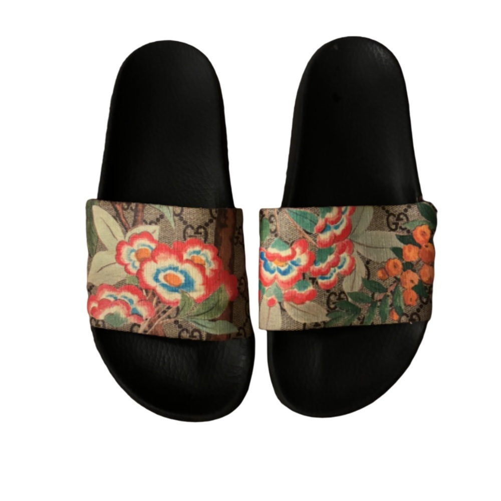 Gucci Tian print slides